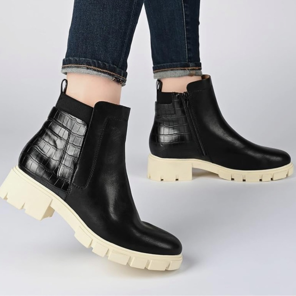 JOURNEE COLLECTION Black Jeeva Tru Comfort Foam Block Heel Ankle Boots, 9.5